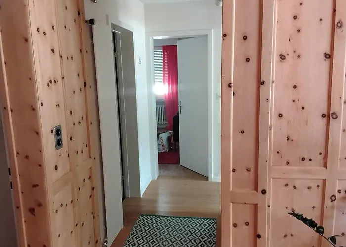 Zentral Gelegene Sonnige Und Ruhige Appartement *